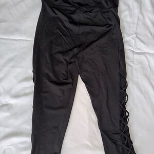 Women's Athletic Black Lace-Up Leggings | Capri Length Workout Leggings